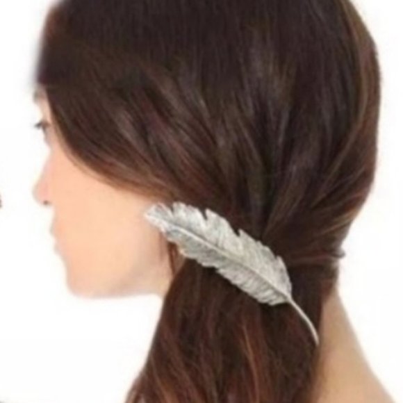 Brandy Melville Silver Feather Leaf BOHO Hair Clip - Picture 4 of 6